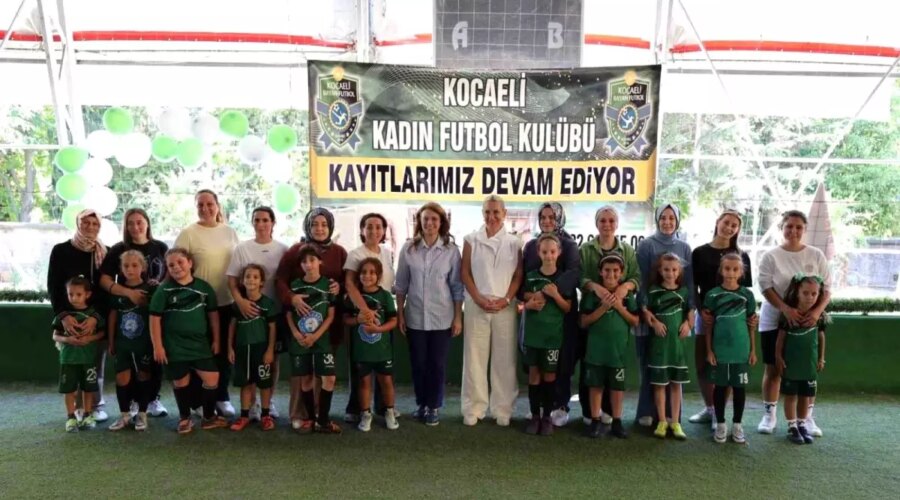 Kocaeli’de Kadın Futboluna Destek Etkinliği
