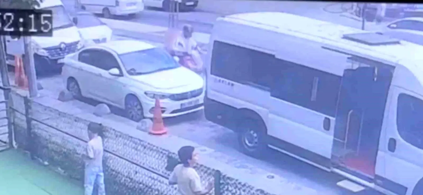 trafikte tartisma facia ile bitti yNJY8rCm