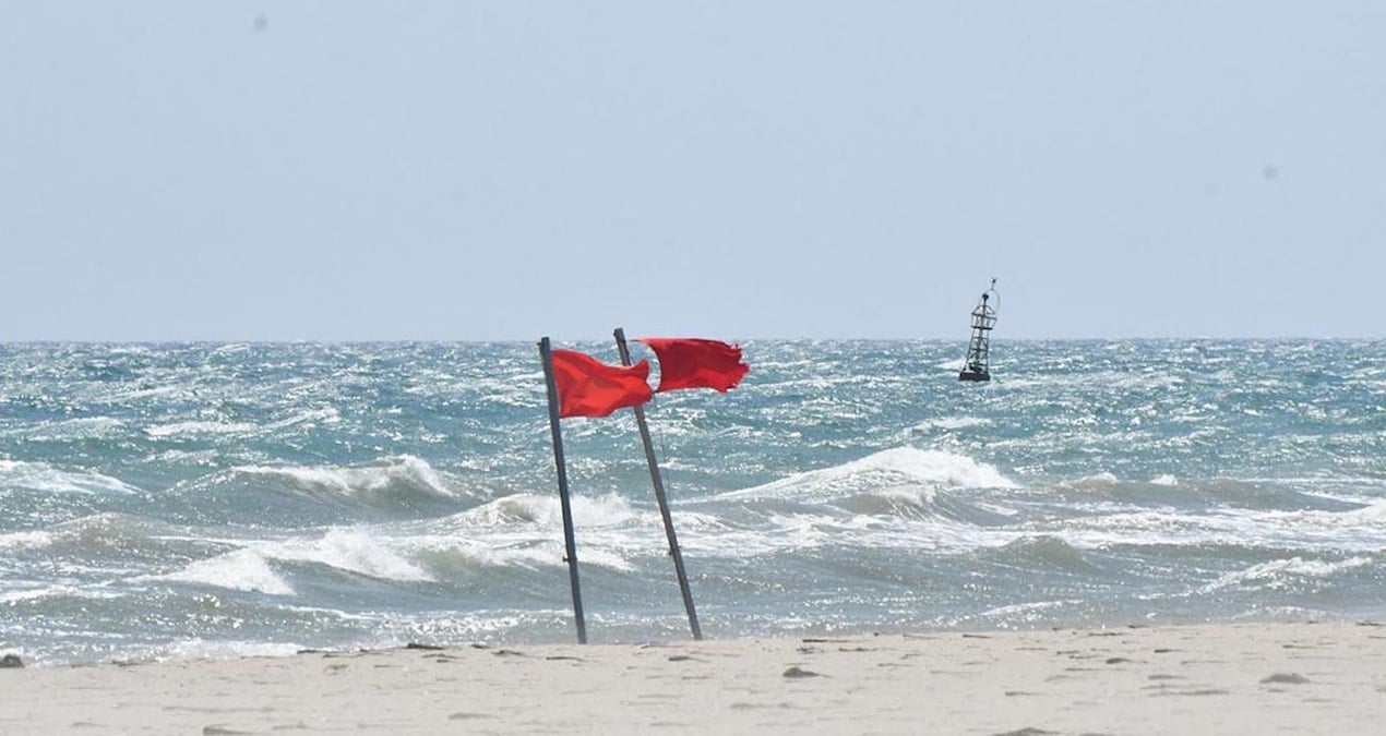 valilikler pes pese duyurdu iki ilde denize girmek yasaklandi OqIdPZmZ