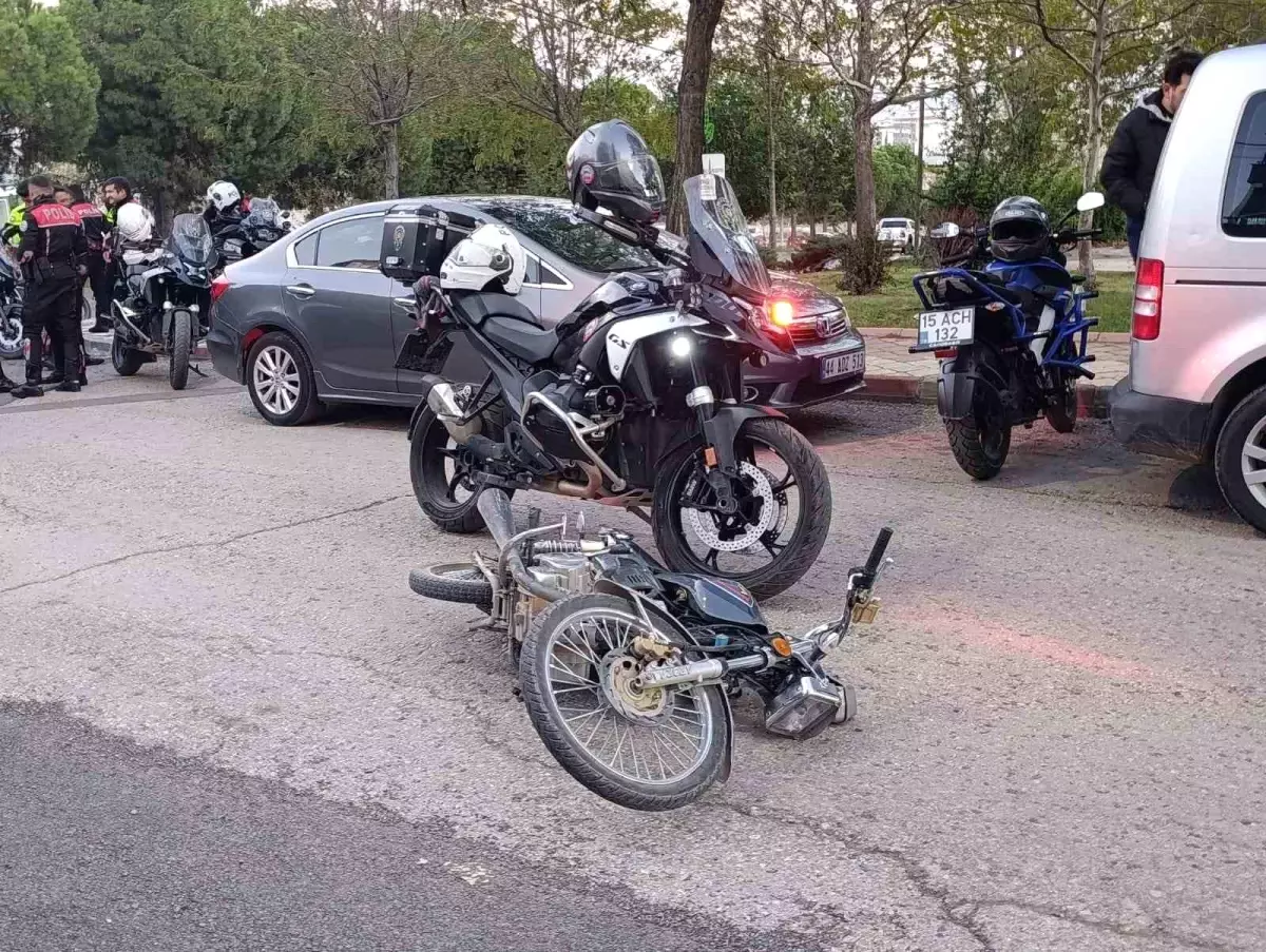 ehliyetsiz motosiklet surucusu yakalandi PGtevSsr.jpg
