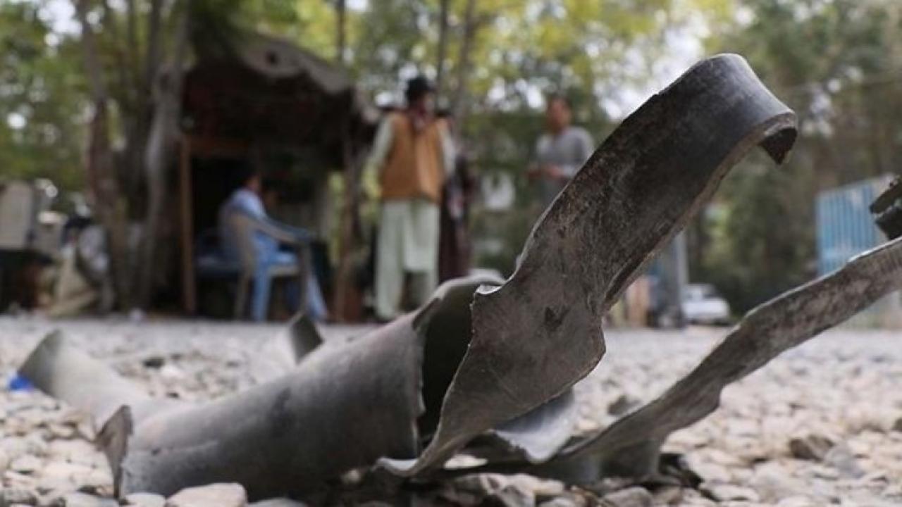 gostericilerin uzerine parasutle bomba myanmar ordusundan toplu katliam urhLLcBT