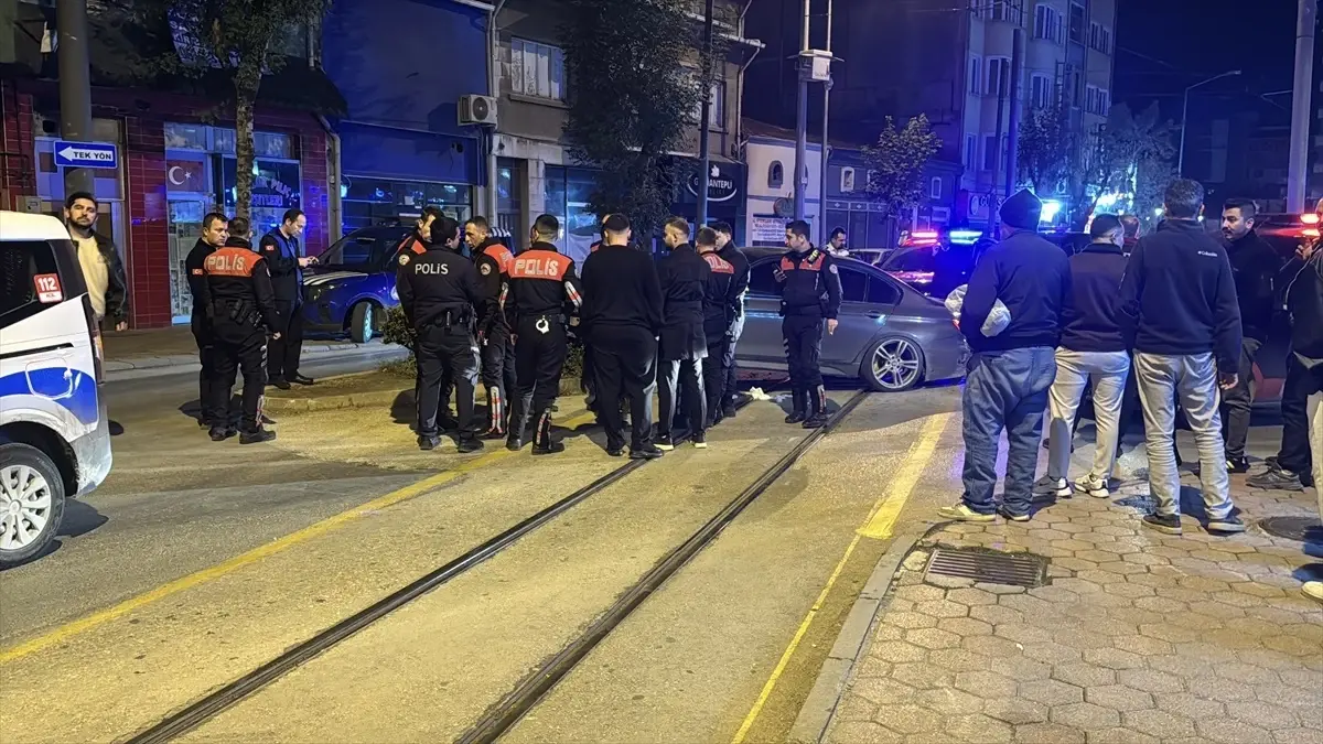 kacan sofor agacla carpip yakalandi rpt91SUS.jpg