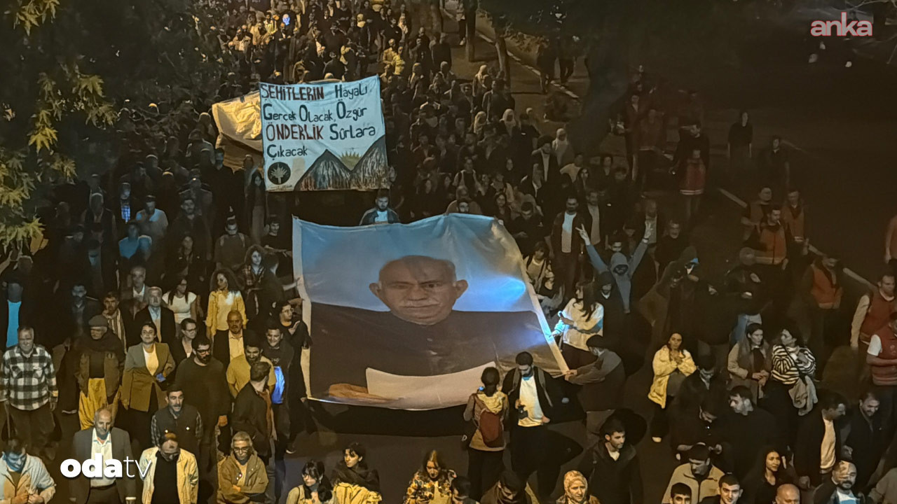 ocalana ozgurluk yuruyusune polis mudahalesi 3GKpVHK6.jpg